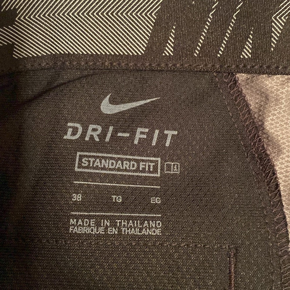 Nike Black and Gray Board Shorts with‎ Textured Pattern - Picture 3 of 6